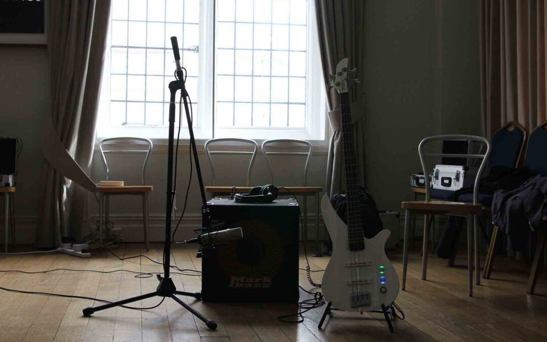 Tips to start a career in the Hollywood music industry